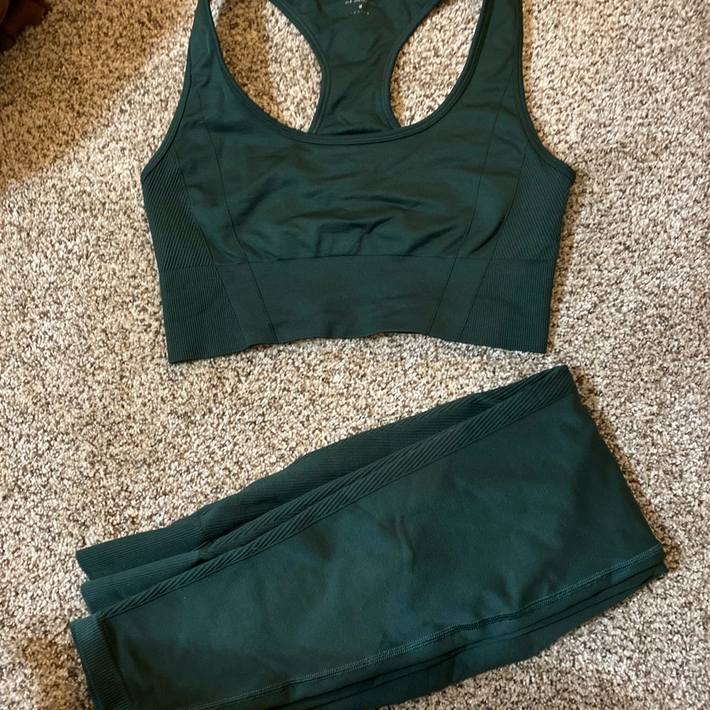 Women's Dark Green Sports Bra and Leggings Set ABERCROMBIE YPB